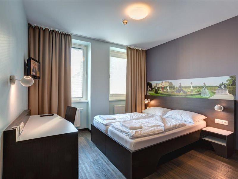 Hotel Meininger Downtown Sissi Viena